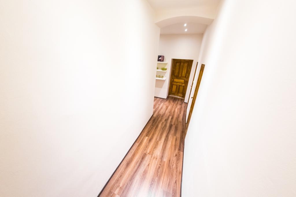 Freedom Rooms & Apartments Prague Ngoại thất bức ảnh