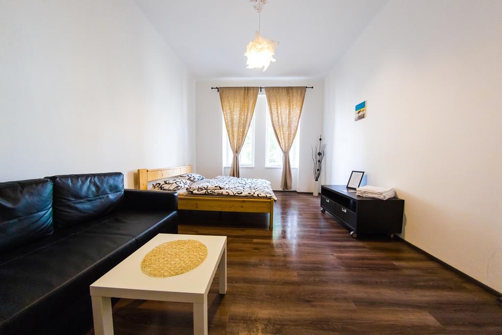 Freedom Rooms & Apartments Prague Ngoại thất bức ảnh