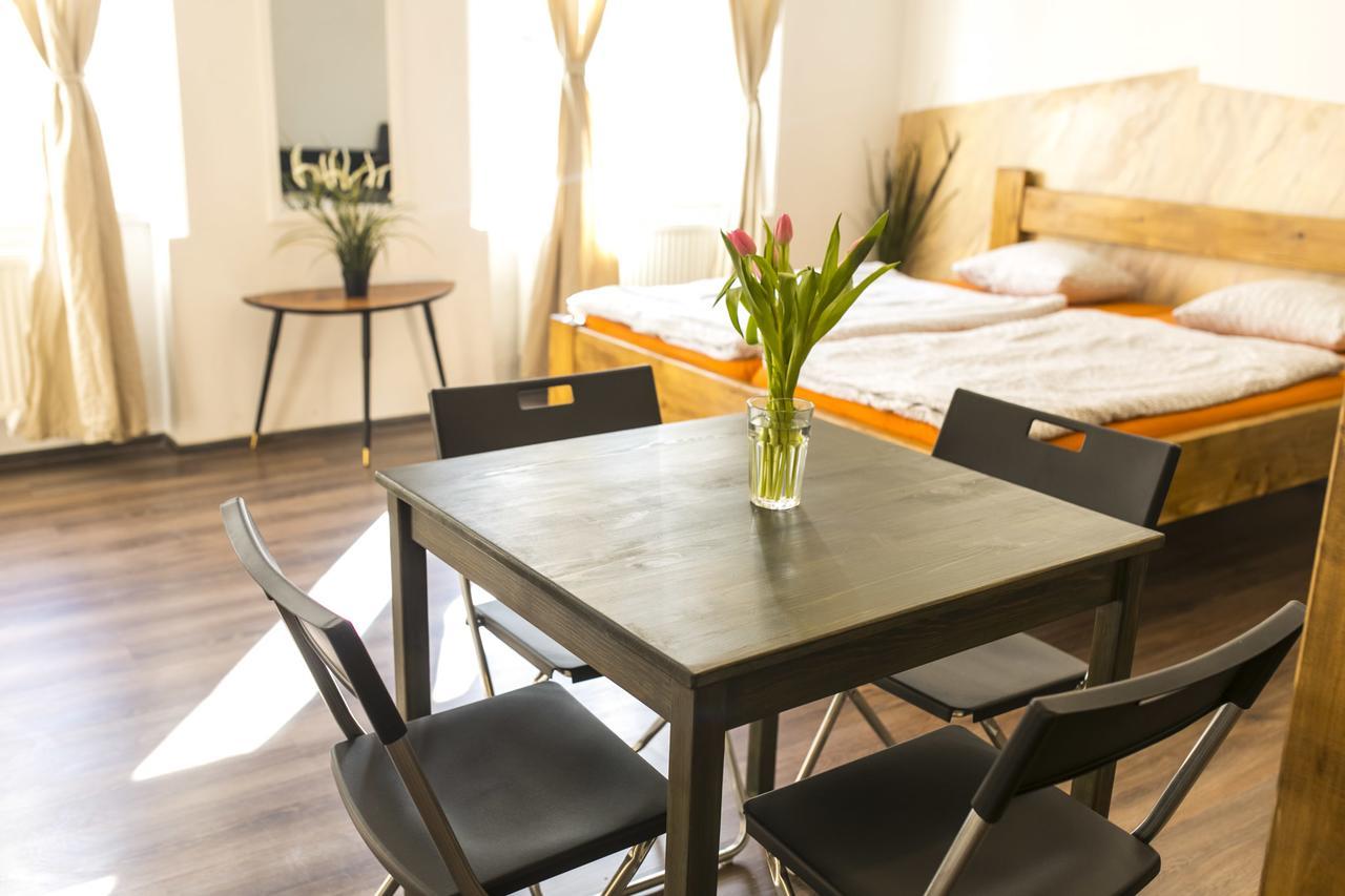 Freedom Rooms & Apartments Prague Ngoại thất bức ảnh