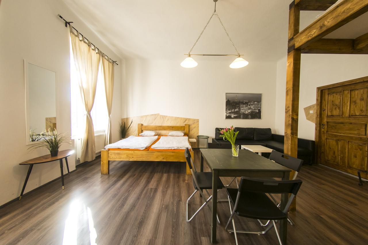 Freedom Rooms & Apartments Prague Ngoại thất bức ảnh