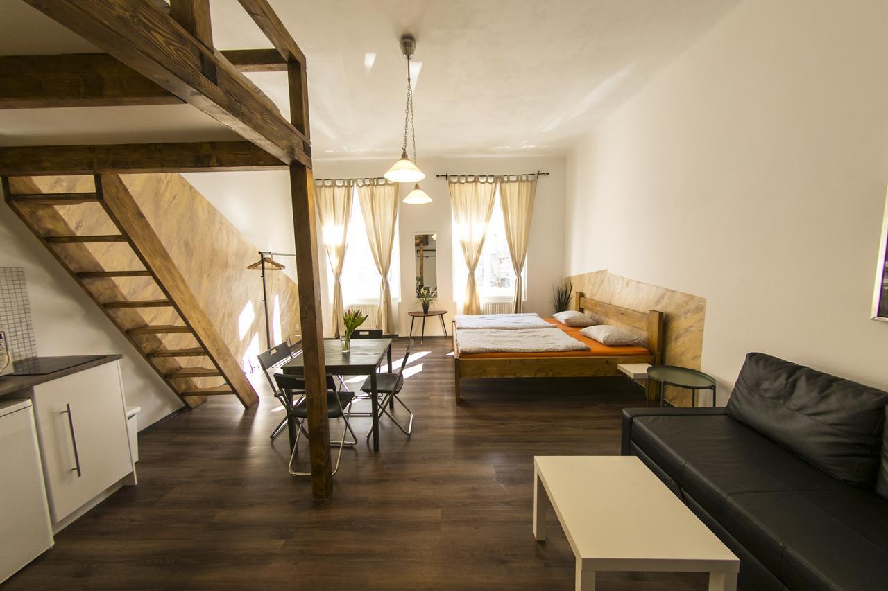 Freedom Rooms & Apartments Prague Ngoại thất bức ảnh